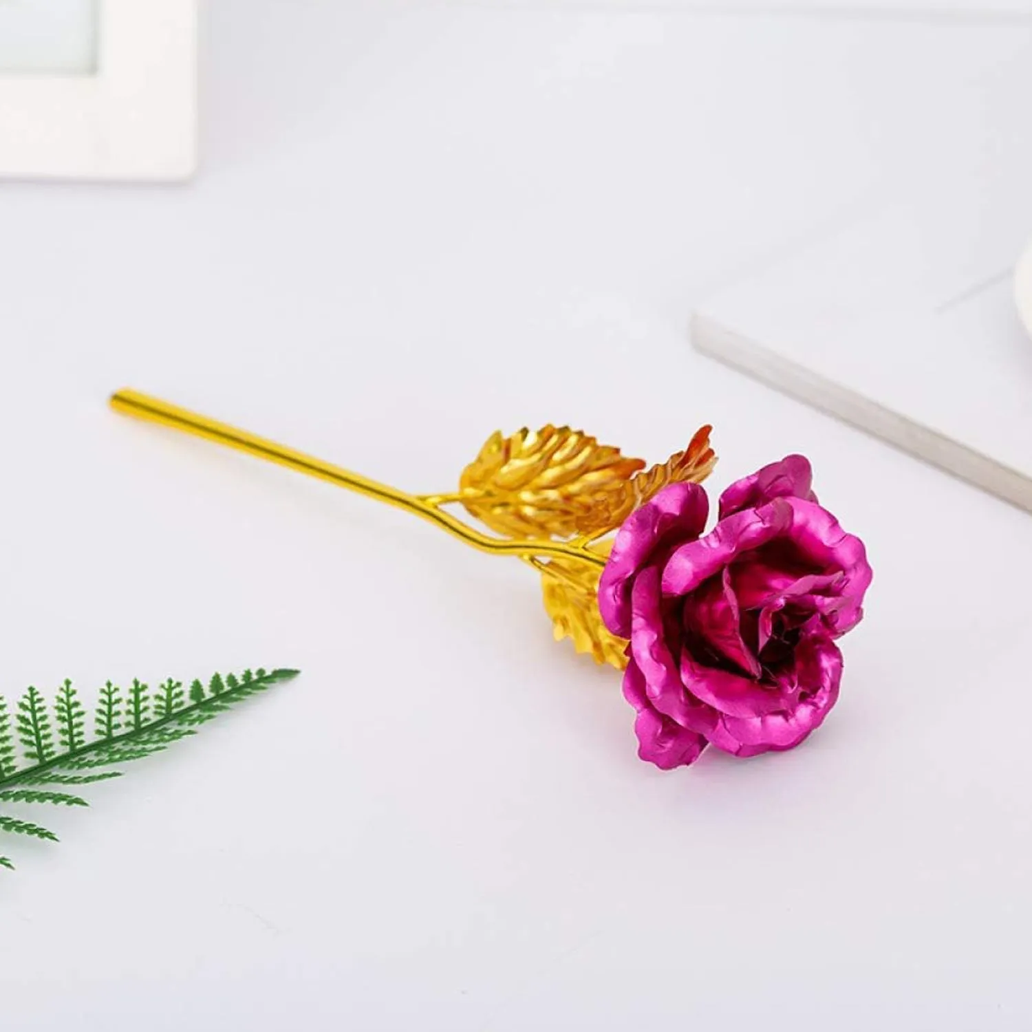 Gold Rose Artificial Rose Flower With Gift Box, Plastic Flowers Best Gifts for Friend Girl Wife Women, Golden Rose Gift for Valentine's Day, Mother's Day, Anniversary, Birthday, Wedding, Gold (1 Pc)